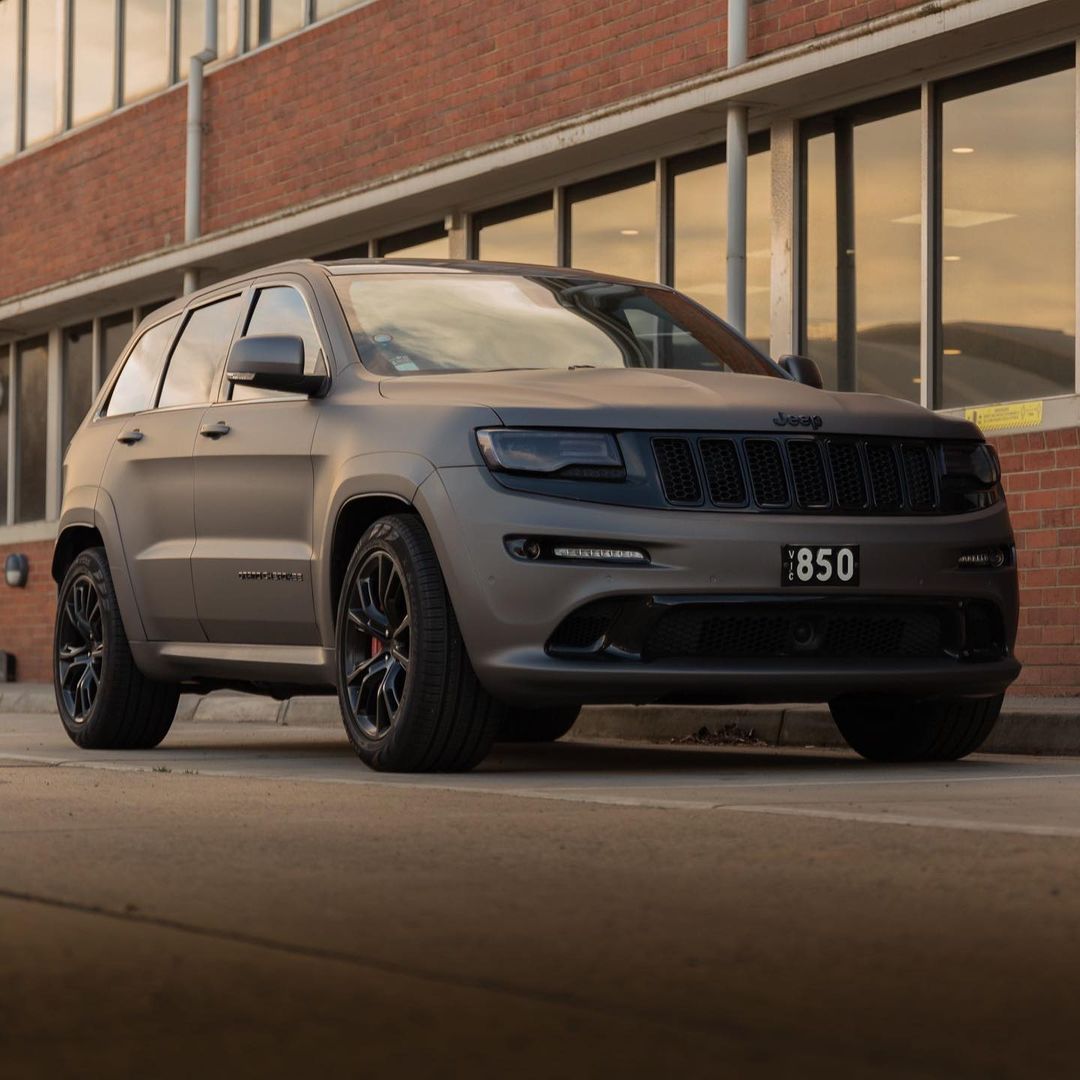 Matte grey Jeep Grand Cherokee SRT